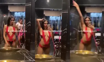 suynesli (summmn) Youtube Katıl ifşa videoları – Yaninda böyle dans etmemi ister msn